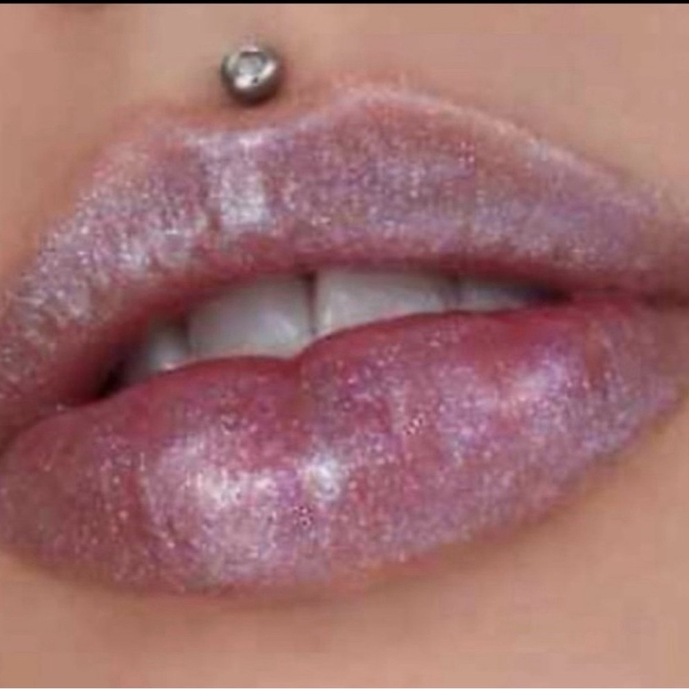 PS-34 Jeffree Star The Star Gloss Lip Gloss in Color SEQUIN GLASS NIB